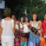 Grupo afro-cultural lança projeto de reutilização criativa para produção de novos figurinos