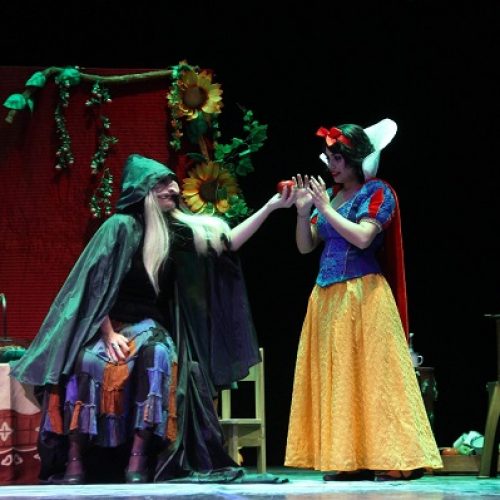 ‘Branca de Neve’ retorna ao palco do Teatro Amazonas, neste domingo (20)