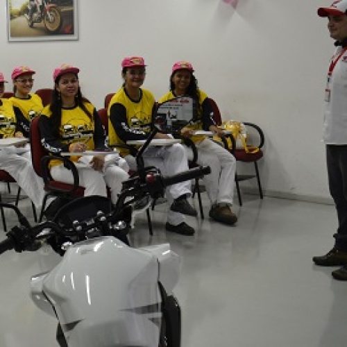 CENTRO EDUCACIONAL DE TRÂNSITO HONDA PREPARA CURSO ESPECIAL PARA MULHERES