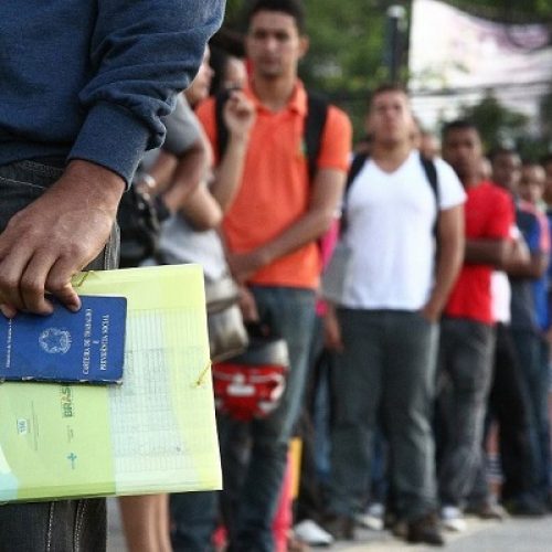 Temporários no fim do ano podem seguir estratégias para serem efetivados